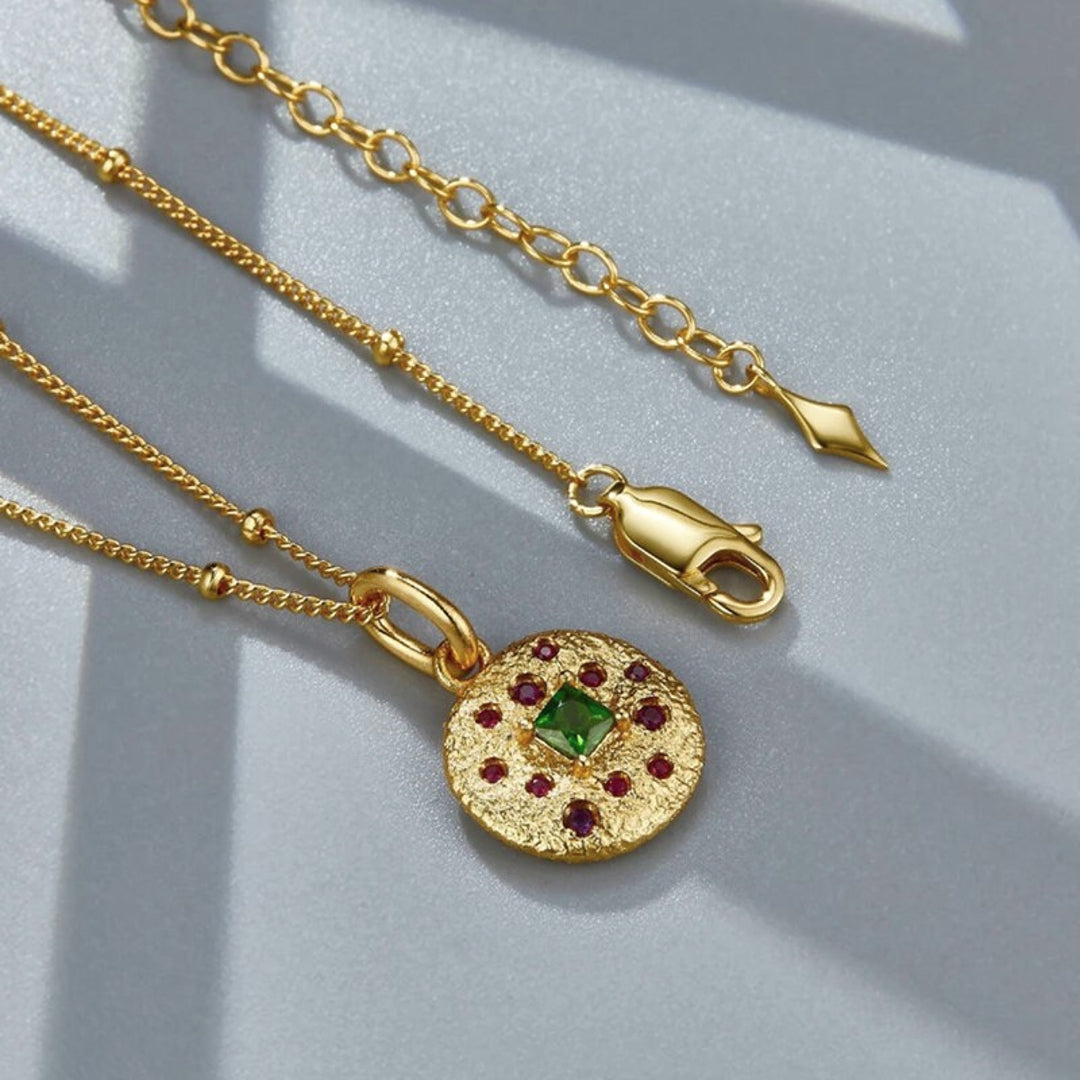 Necklace-And-Pendant-With-Natural-Diopside-By-Yonandole_4