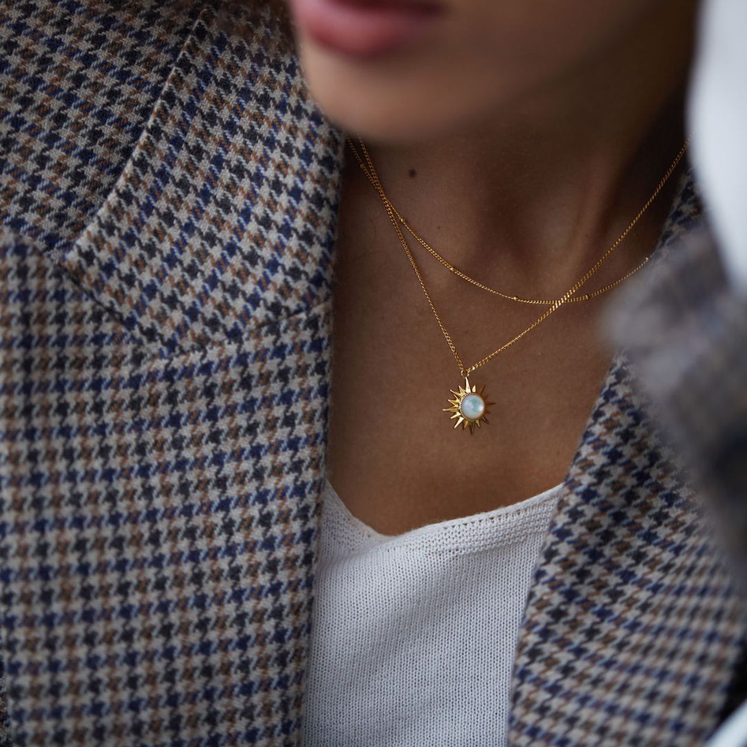 Necklace-And-Sun-Pendant-With-Natural-Seashell-By-Yonandole_5