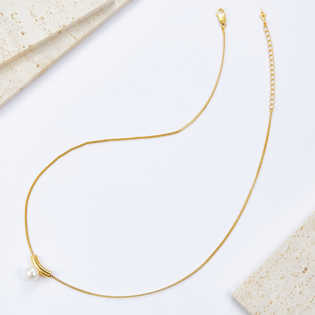 Necklace-With-A-Tube-Element-And-Freshwater-Pearl-By-Yonandole_1