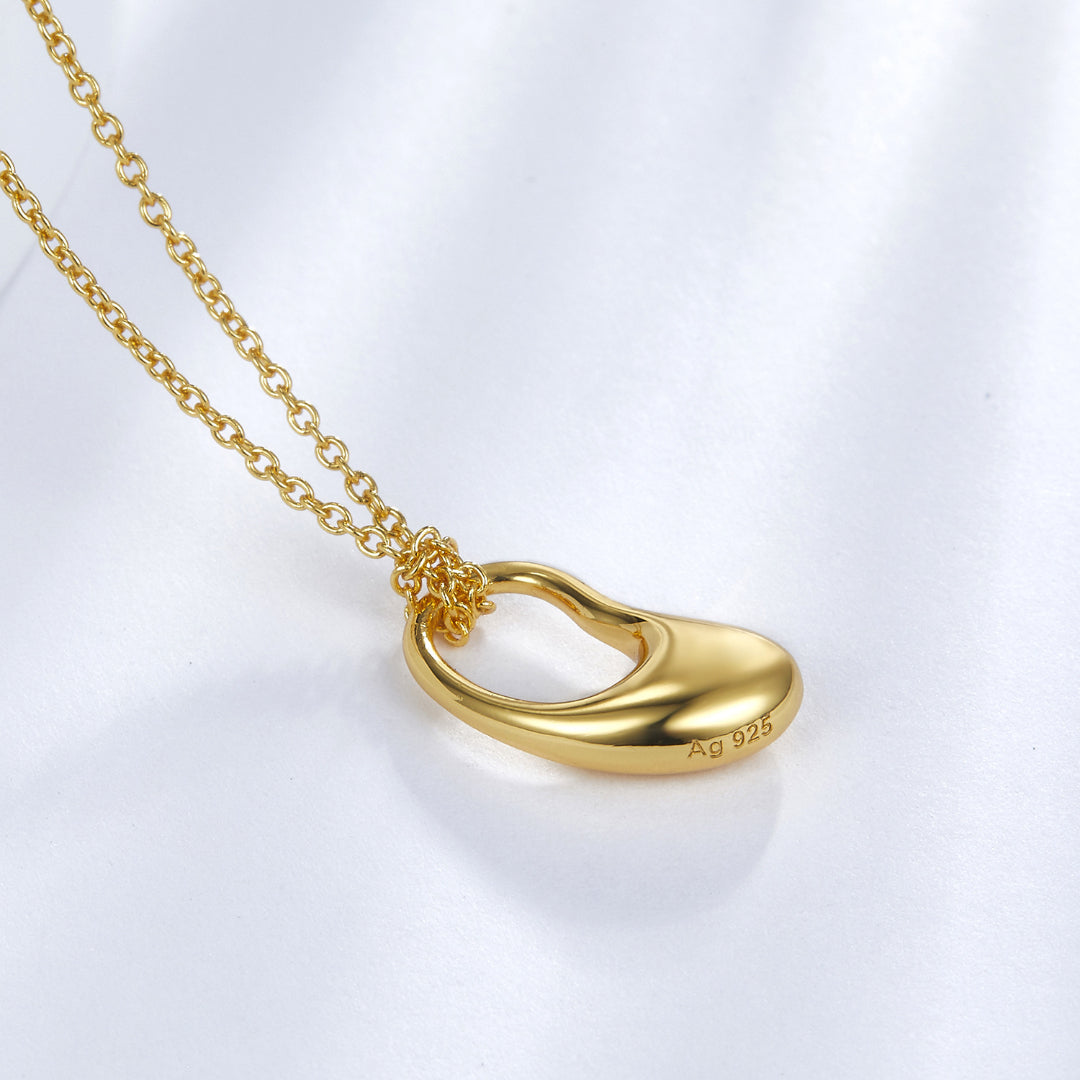 Necklace-With-Acacia-Bean-Pendant-By-Yonandole_2