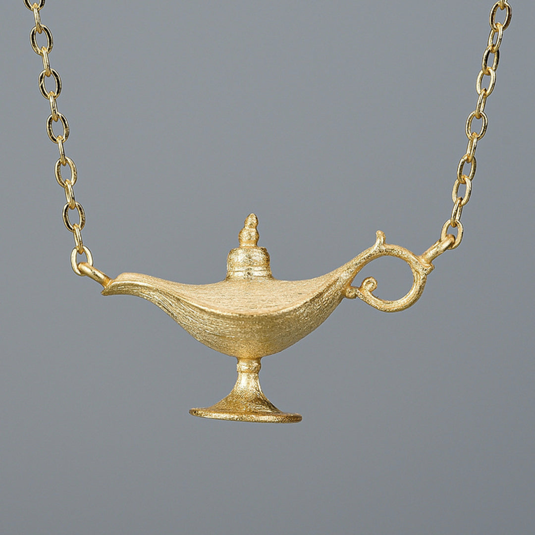 Necklace-With-Aladdins-Lamp-By-Yonandole_1