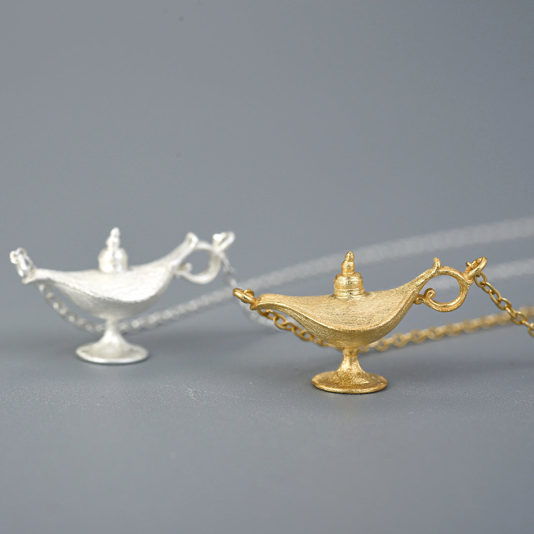 Necklace-With-Aladdins-Lamp-By-Yonandole_3