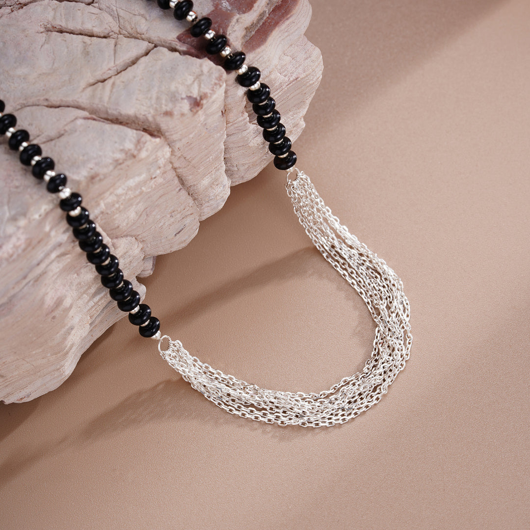 Necklace-With-Black-Agate-Beads-By-Yonandole_10a