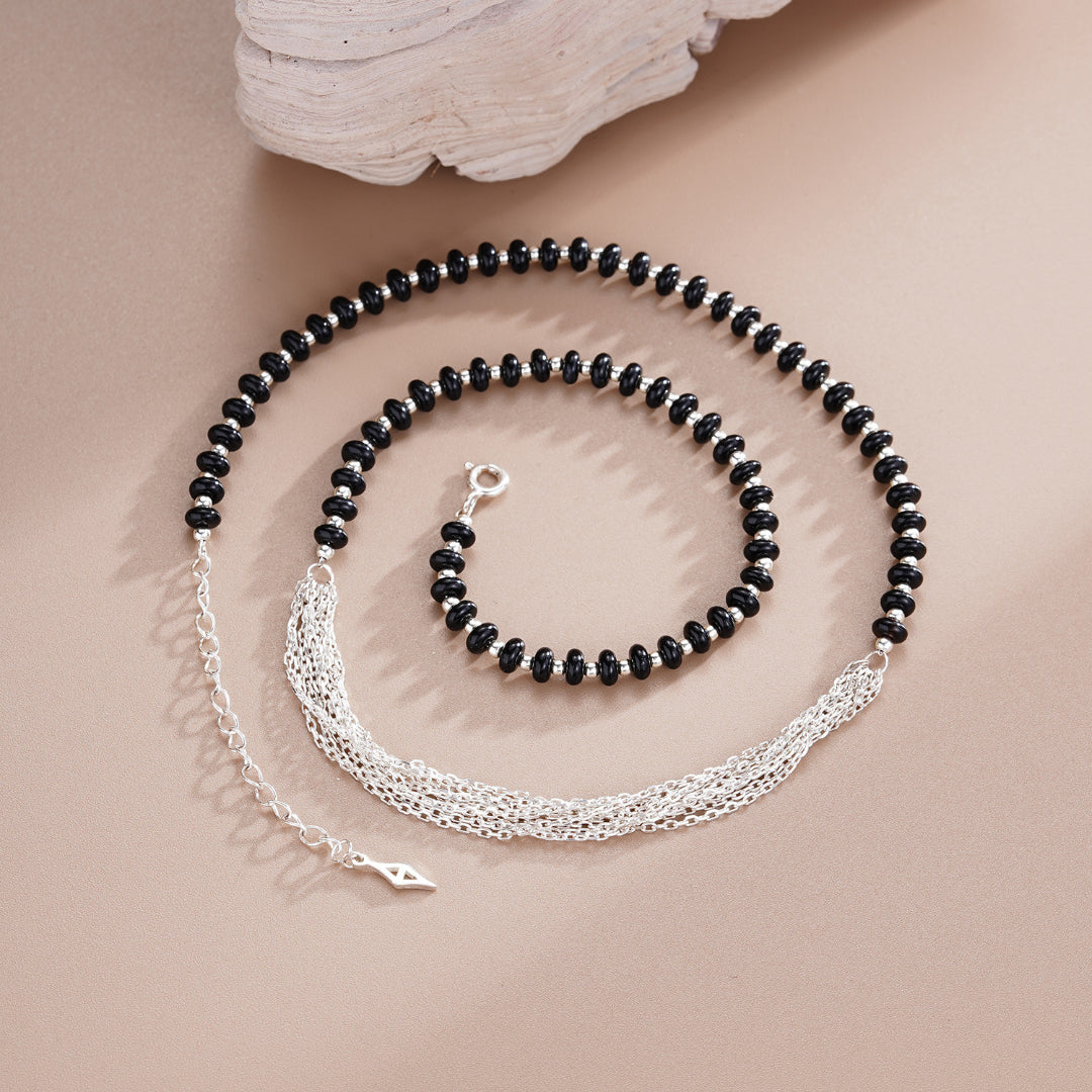 Necklace-With-Black-Agate-Beads-By-Yonandole_5a