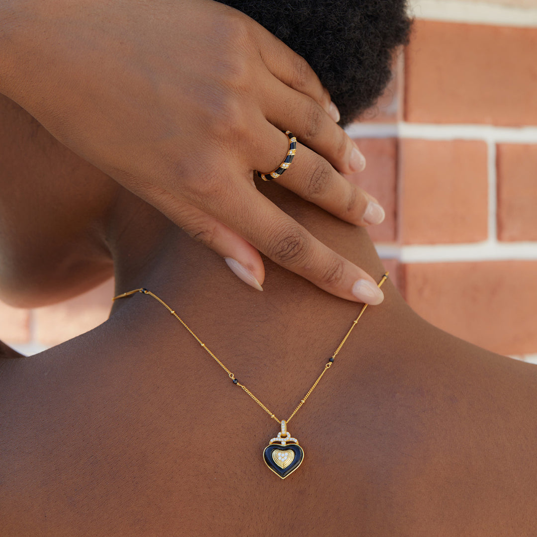 Necklace-With-Black-Agate-Heart-Pendant-By-Yonandole_3