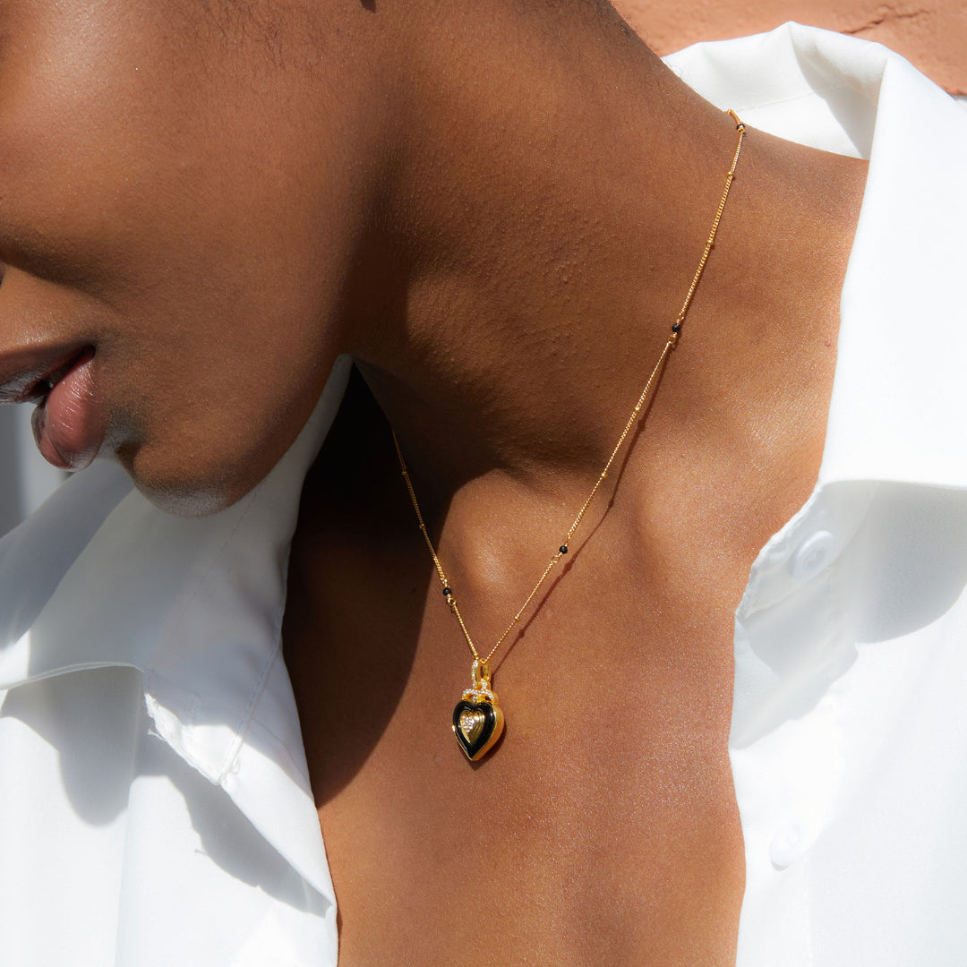 Necklace-With-Black-Agate-Heart-Pendant-By-Yonandole_8