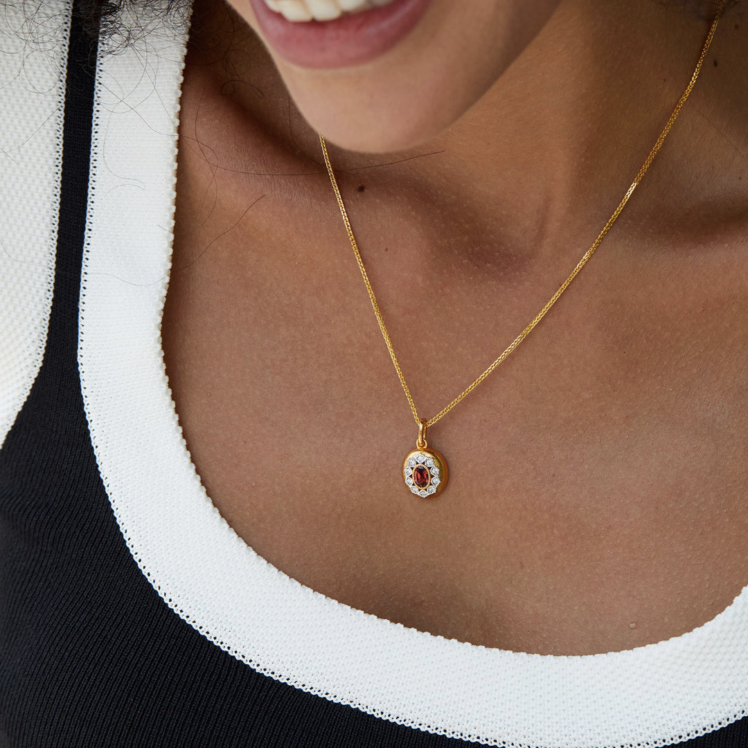 Necklace-With-Chopin-Chain-And_Garnet-Pendant-By-Yonandole