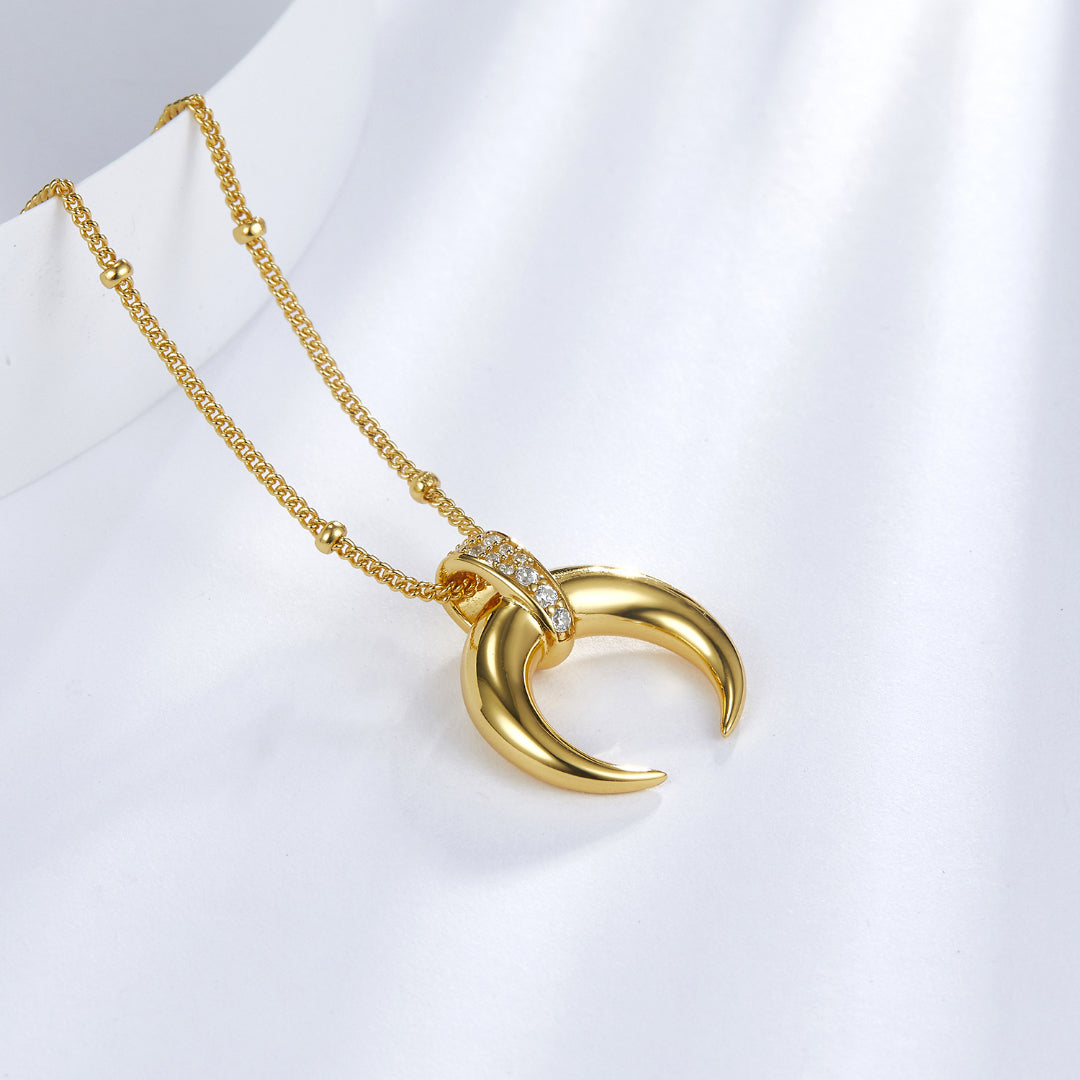 Necklace-With-Crescent-Pendant-By-Yonandole_5