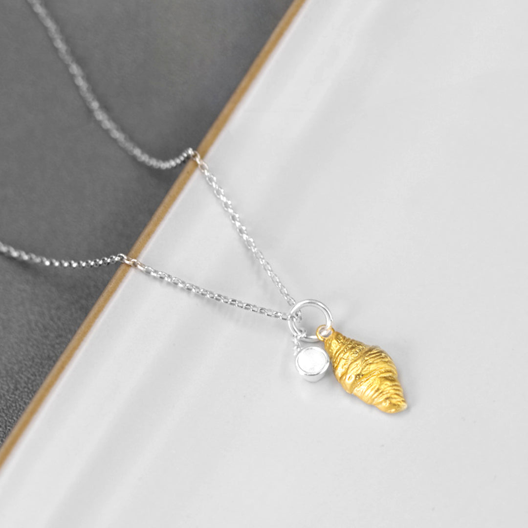 Necklace-With-Croissant-Pendant-By-Yonandole_4
