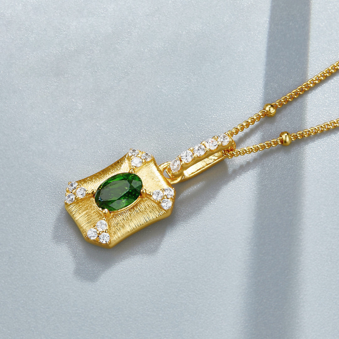 Necklace-With-Diopside-Pendant-By-Yonandole_2