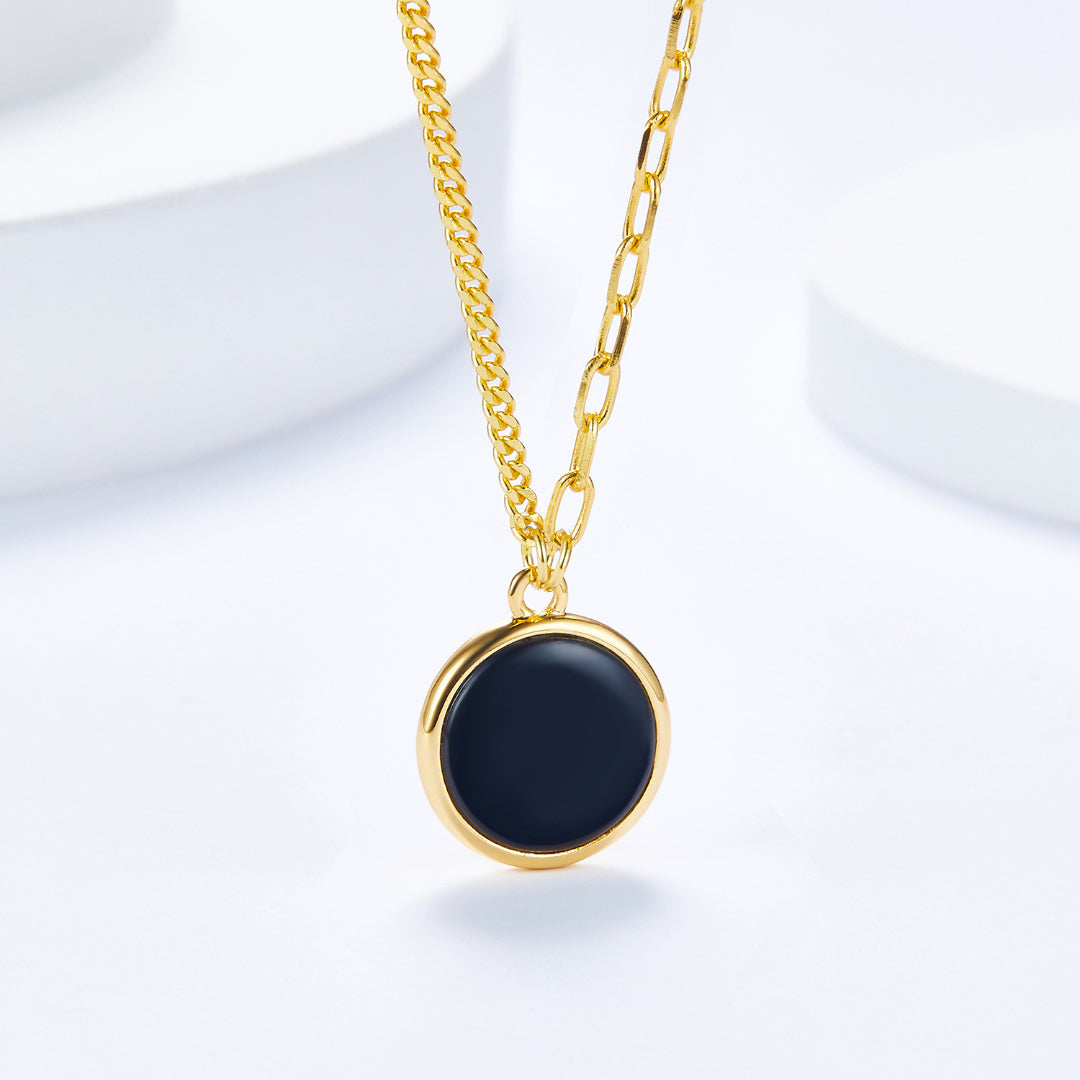 Necklace-With-Double-Sided-Black-White-Pendant-By-Yonandole_1