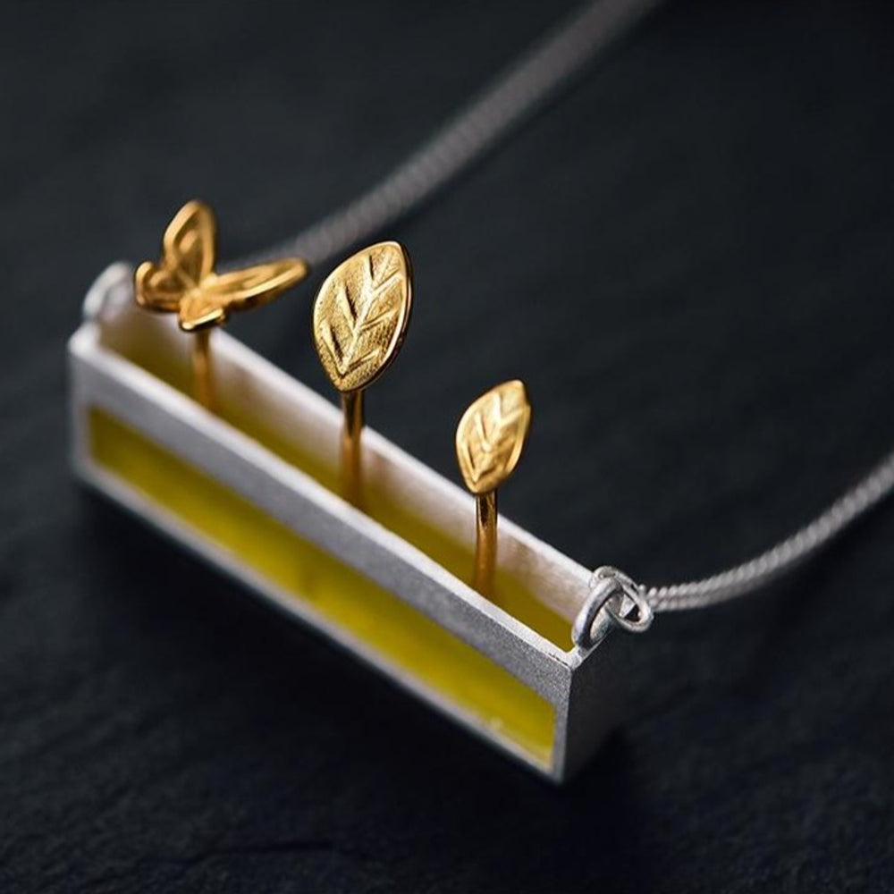 Necklace-With-Flower-Box-Pendant-By-Yonandole_2