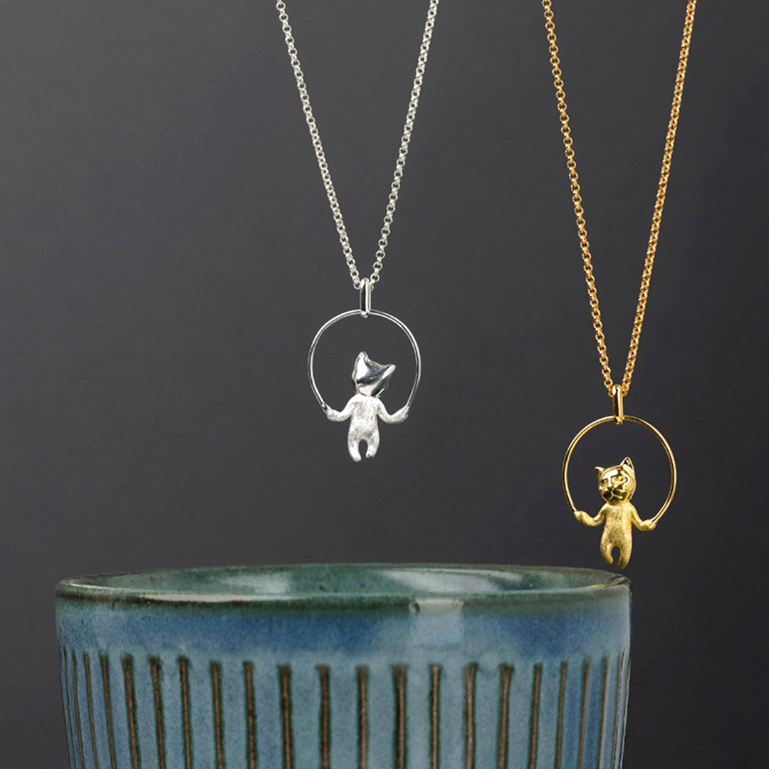 Necklace-With-Jumping-Cat-Pendant-By-Yonandole_1
