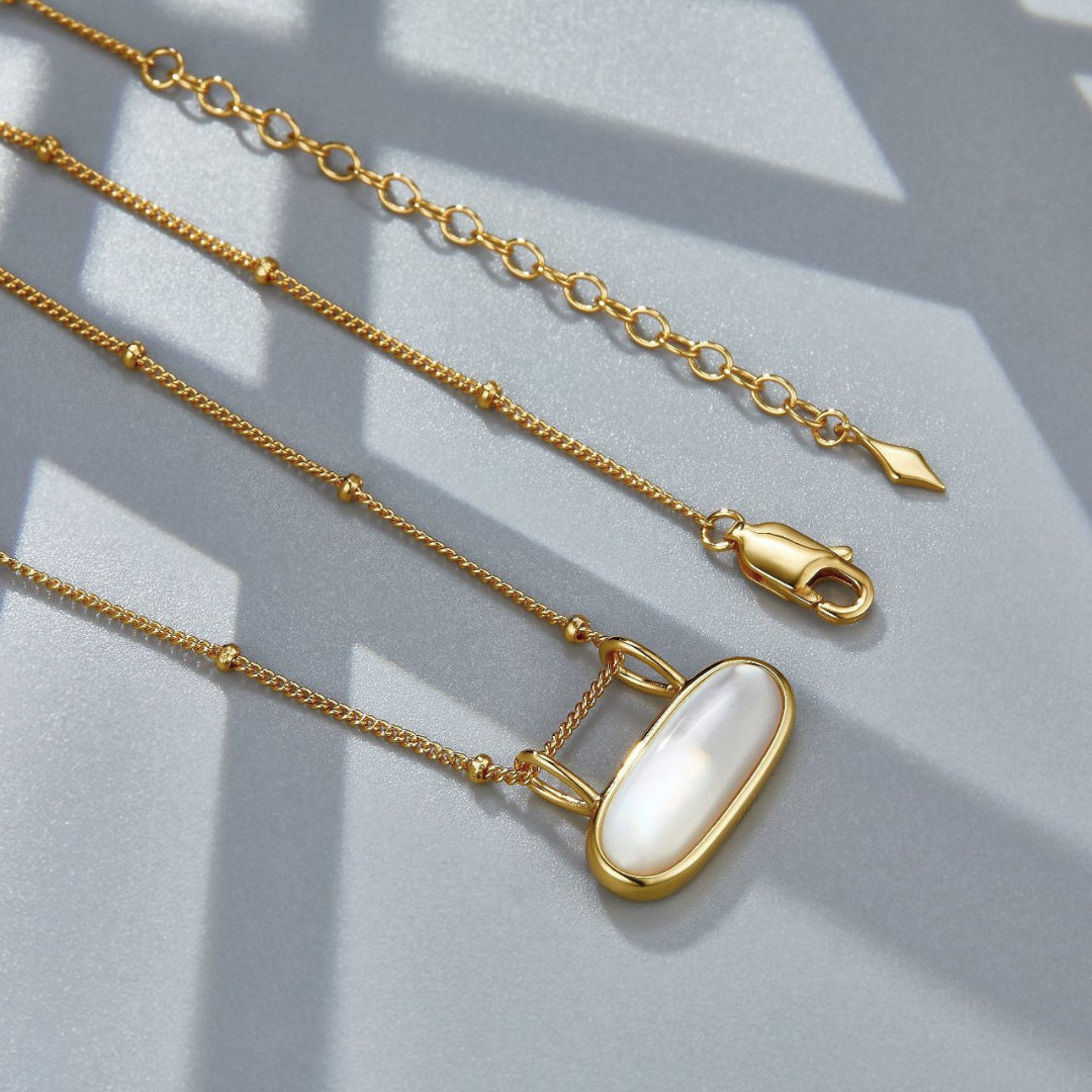 Necklace-With-Oval-Mother-Of-Pearl-Pendant-By-Yonandole_2