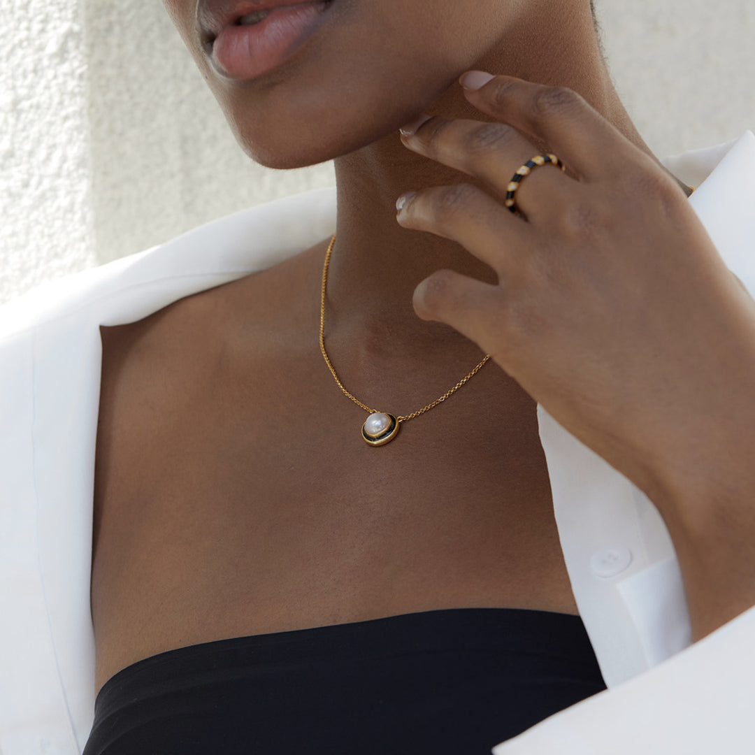 Necklace-With-Pearl-Pendant-Hepburn-Style-By-Yonandole_10