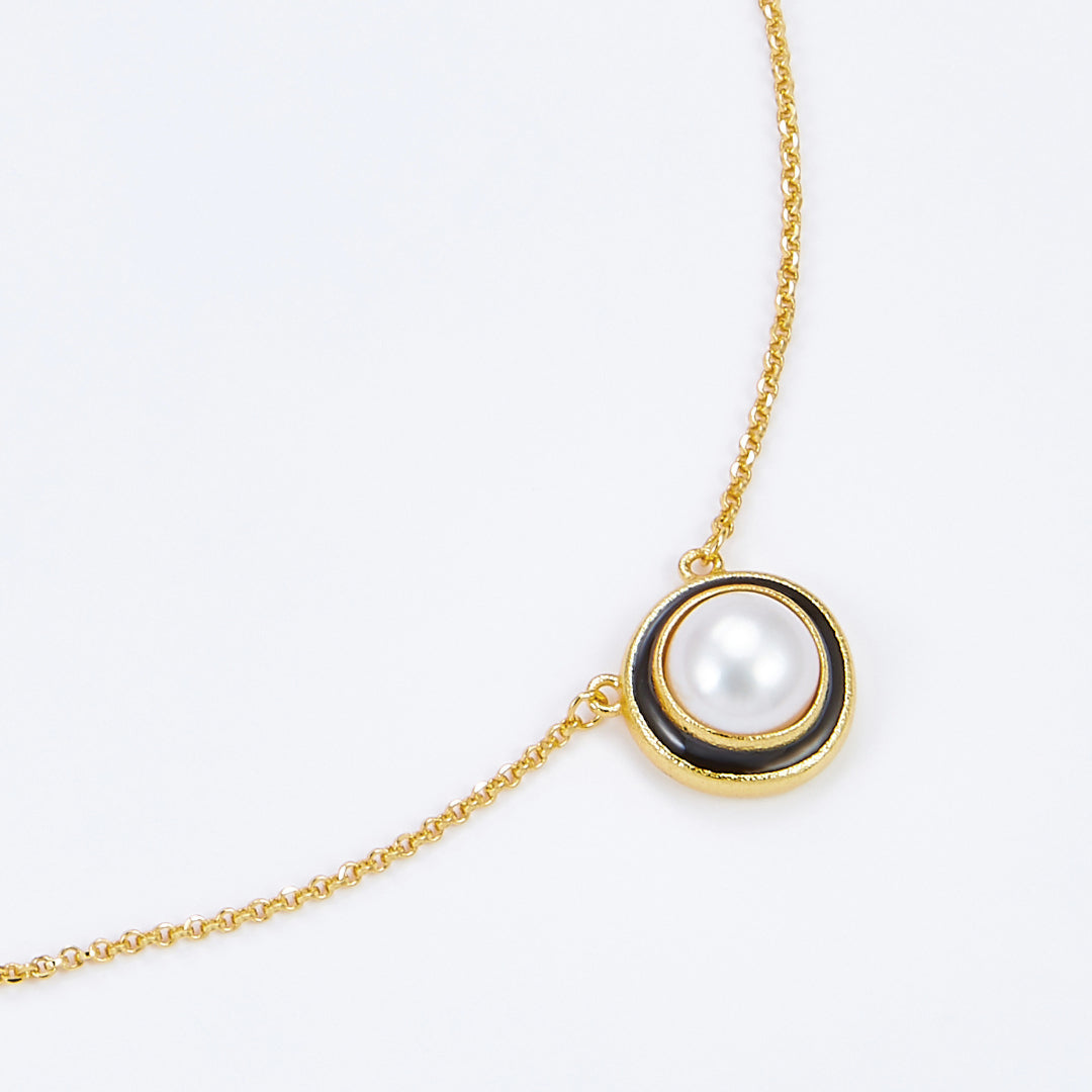 Necklace-With-Pearl-Pendant-Hepburn-Style-By-Yonandole_3