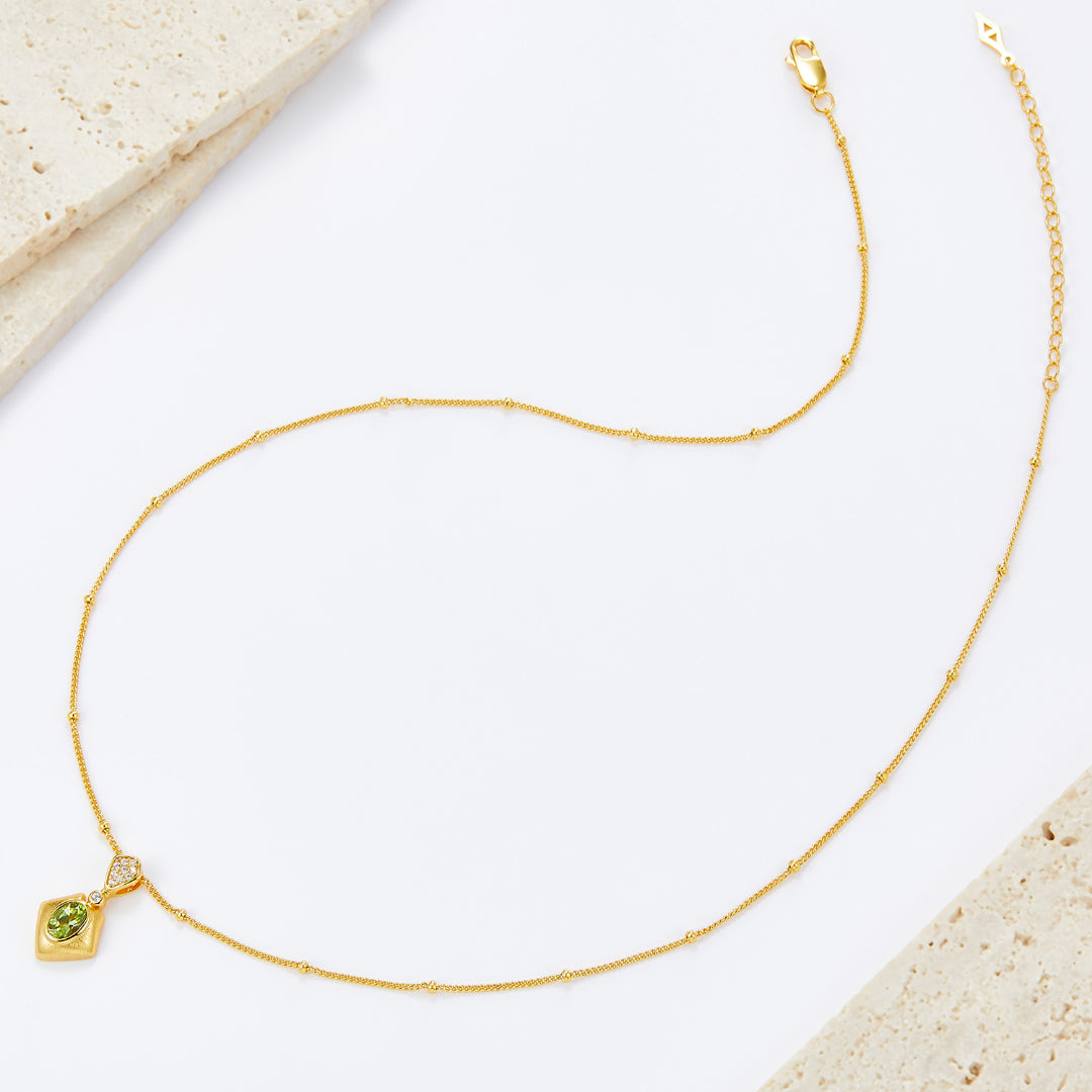 Necklace-With-Peridot-Pendant-By-Yonandole_1