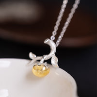 Necklace-With-Persimmon-Pendant-By-Yonandole_3