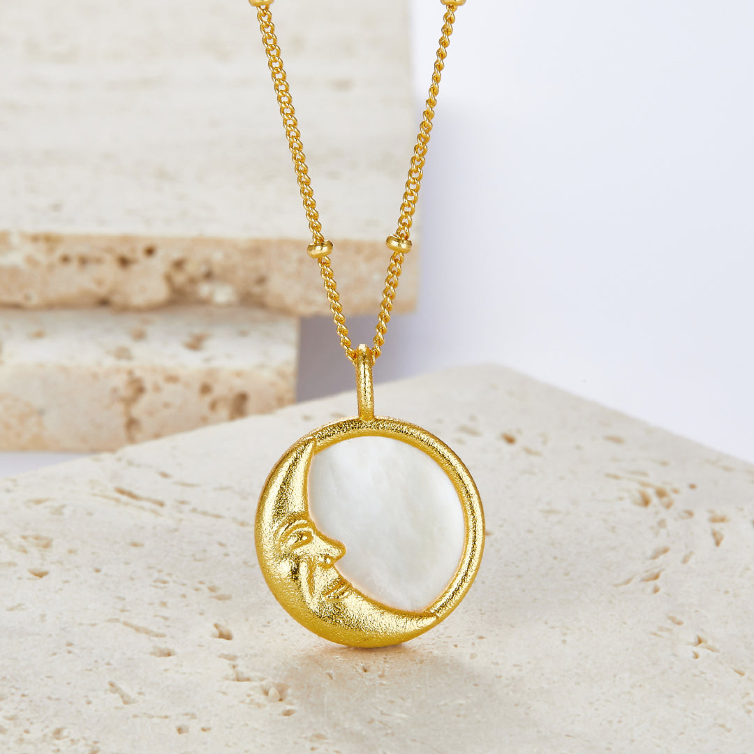 Necklace-With-Shell-And-Crescent-Moon-Or-Sun-By-Yonandole_1