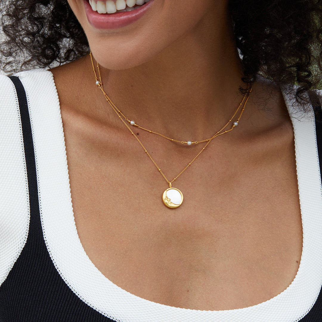 Necklace-With-Shell-And-Crescent-Moon-Or-Sun-By-Yonandole_2