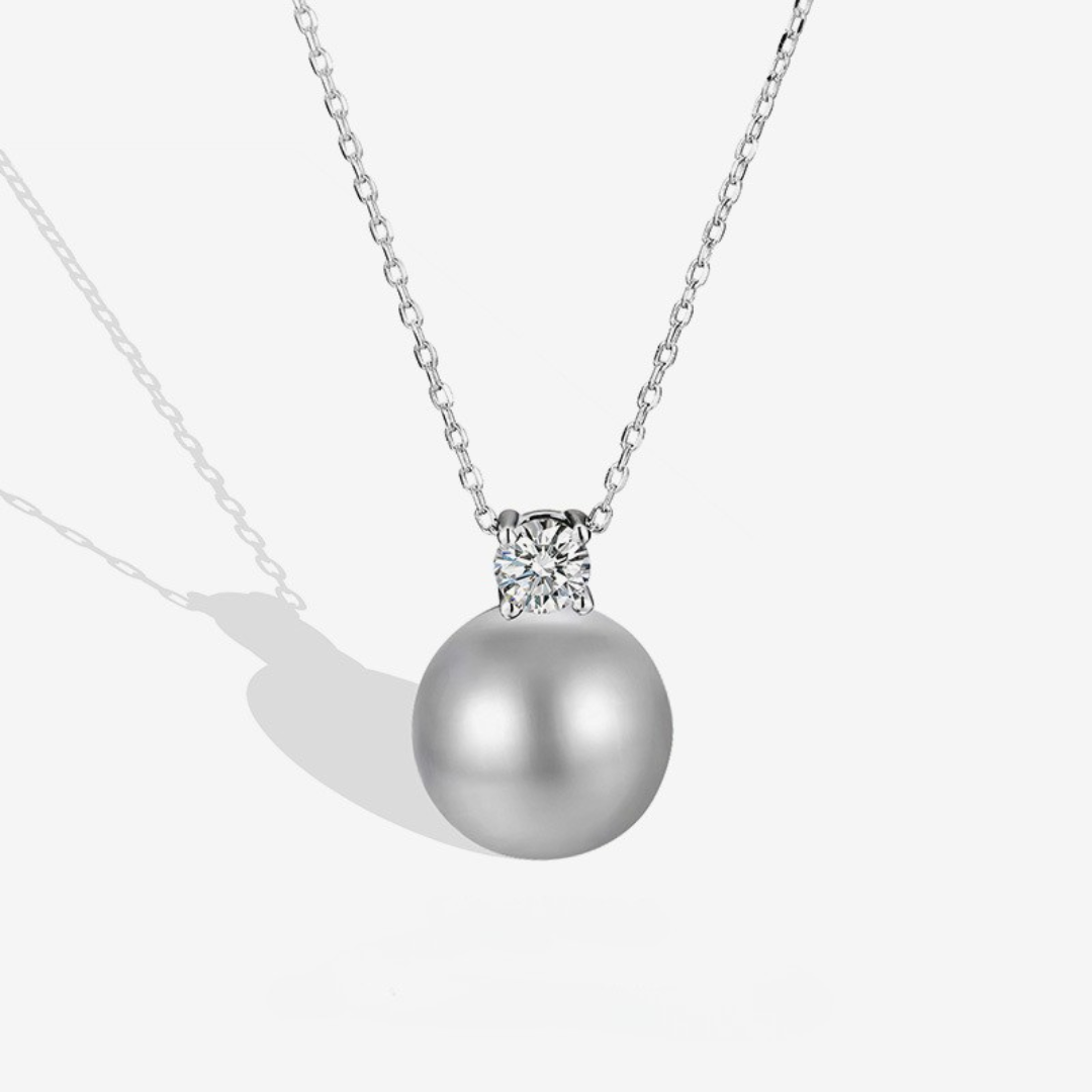 Necklace-With-Shell-Pearl-And-Zirconia-By-Yonandole_1