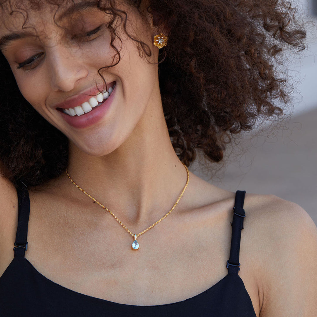 Necklace-With-Topaz-Drop-Pendant-By-Yonandole_2