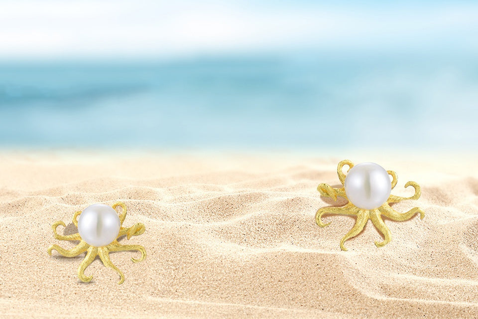 
                      
                        Octopus-Earrings-With-Freshwater-Pearl-By-Yonandole_11
                      
                    