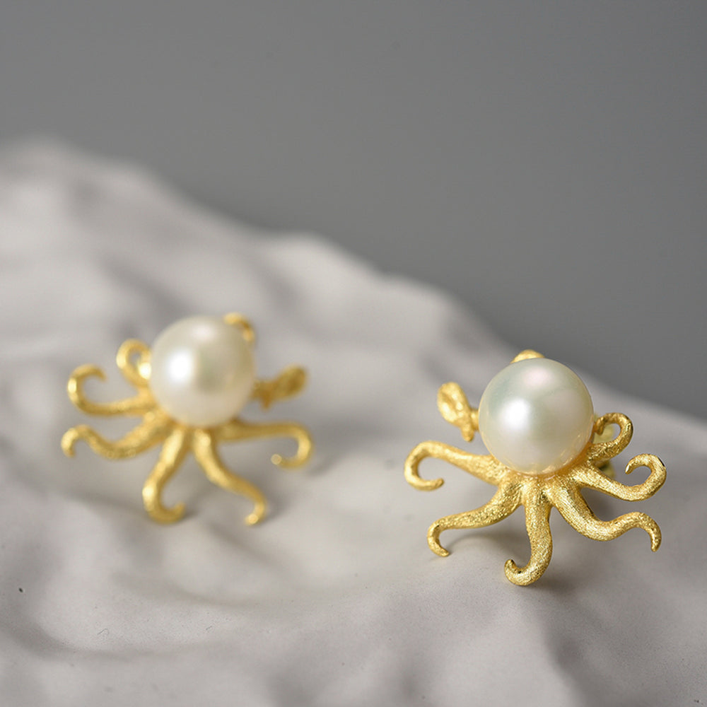 
                      
                        Octopus-Earrings-With-Freshwater-Pearl-By-Yonandole_8
                      
                    