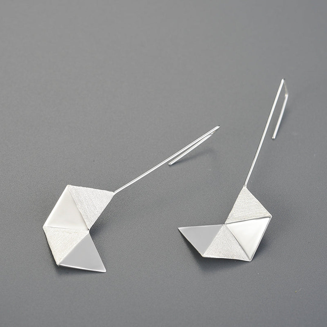 Origami-Earrings-By-Yonandole_2