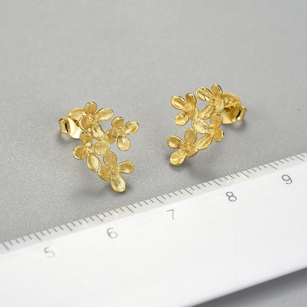 
                  
                    Osmanthus-Earrings-By-Yonandole_10
                  
                