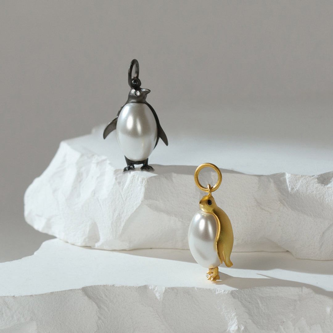 Penguin-Pendant-With-Imitation-Pearl-By-Yonandole_5