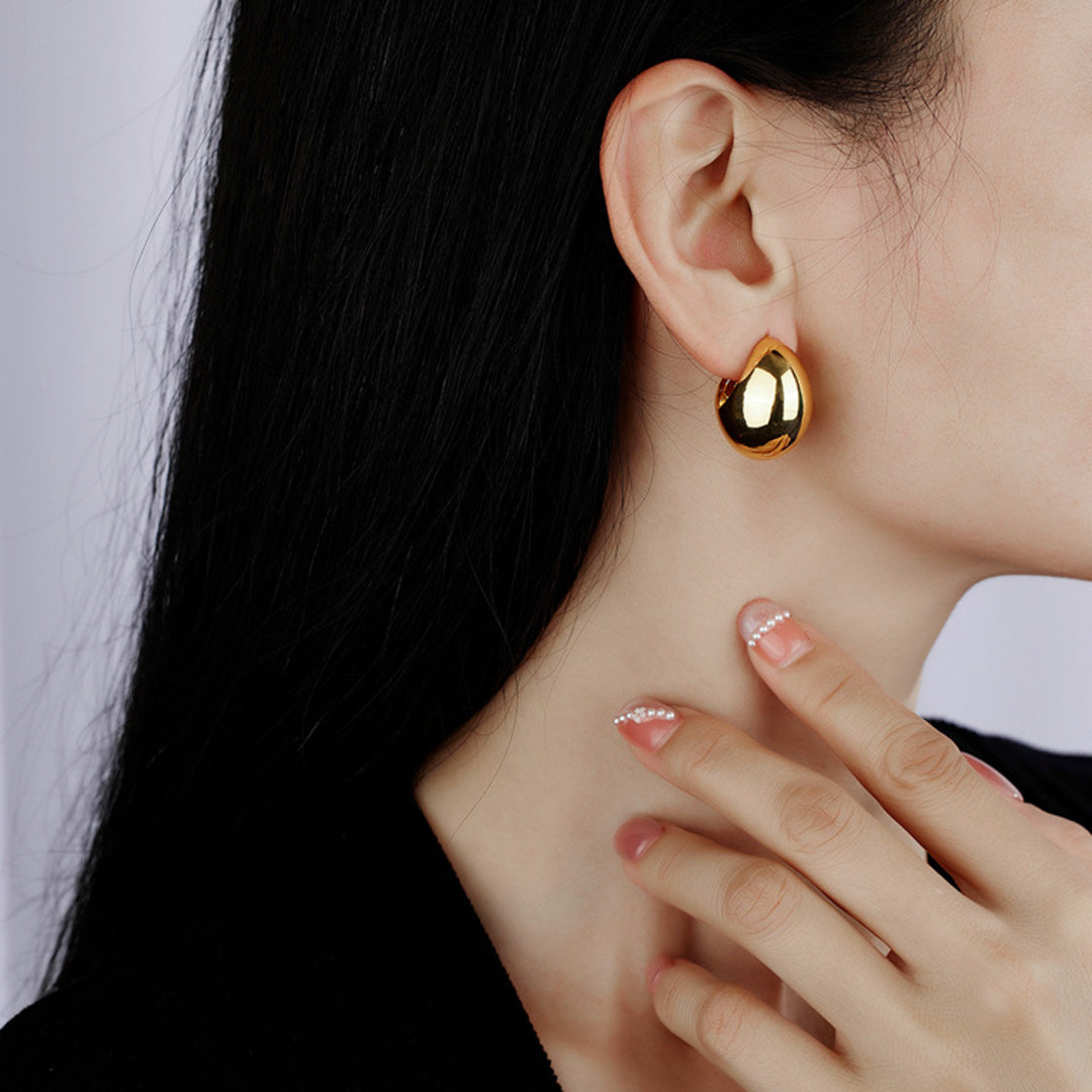 Polished-Chubby-C-Dome-Earrings-By-Yonandole_2