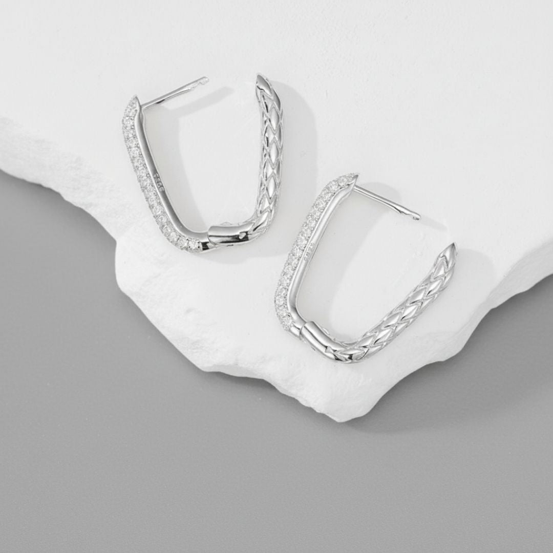 Rectangular-Hoops-With-Braid-Pattern-And-Zirconia-By-Yonandole_7