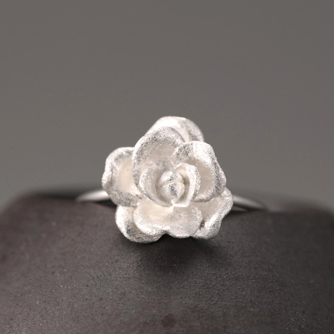 Ring-With-Camellia-Flower-By-Yonandole_7