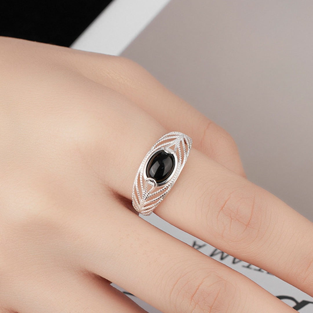 Ring-With-Filigree-Openwork-And-Black-Agate-By-Yonandole_3