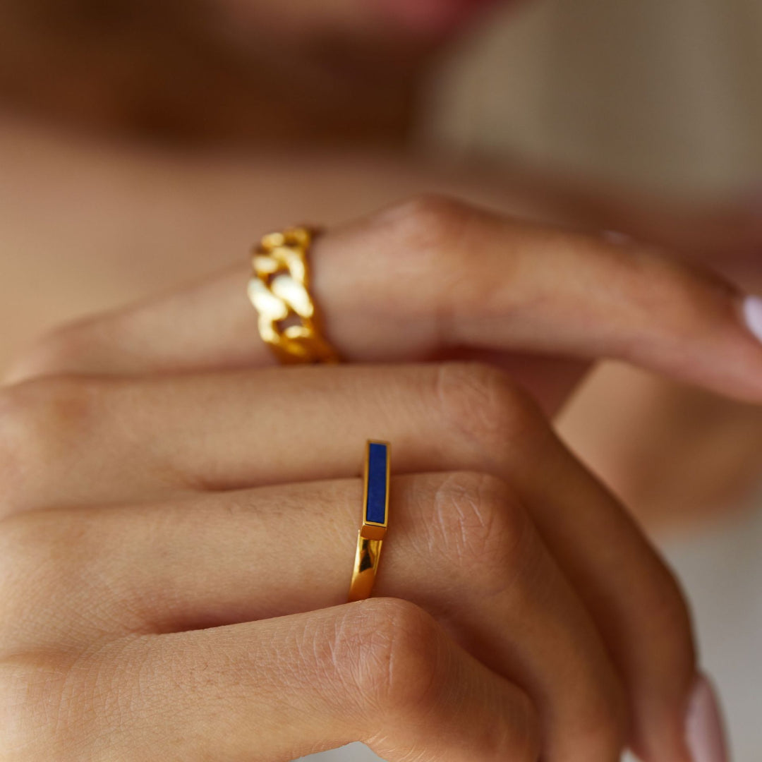 Ring-With-Lapis-Lazuli-Cuboid-By-Yonandole_2