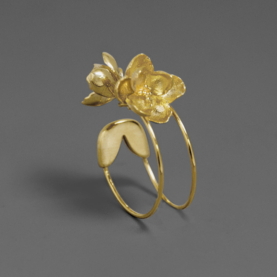 Ring-With-Safety-Pin-And-Jasmine-Flowers-By-Yonandole_5