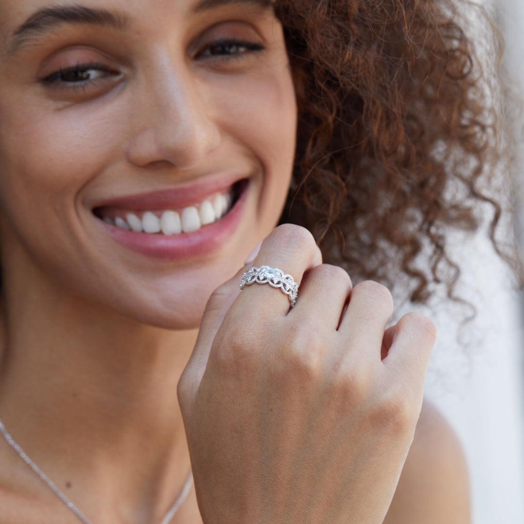 Ring-With-Topaz-And-Decorative-Pattern-By-Yonandole_2