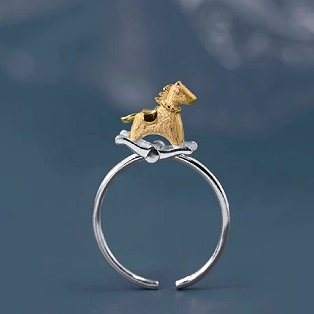 Rocking-Horse-Ring-By-Yonandole_3