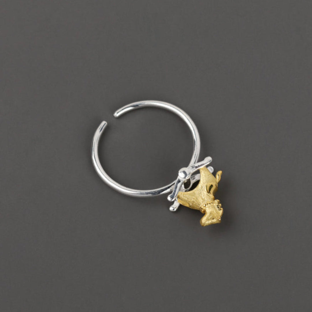 Rocking-Horse-Ring-By-Yonandole_7