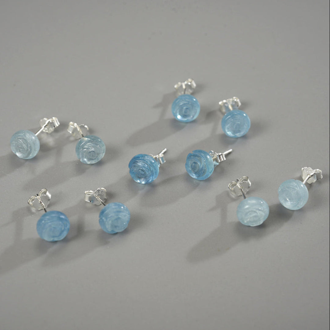 Rose-Earrings-With-Aquamarine-By-Yonandole_1