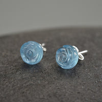 Rose-Earrings-With-Aquamarine-By-Yonandole_5