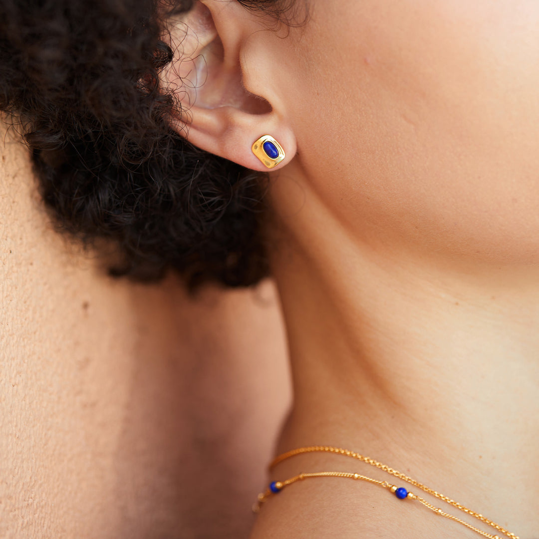 Rounded-Rectangle-Stud-Earrings-With-Oval-Lapis-Lazuli-By-Yonandole_6