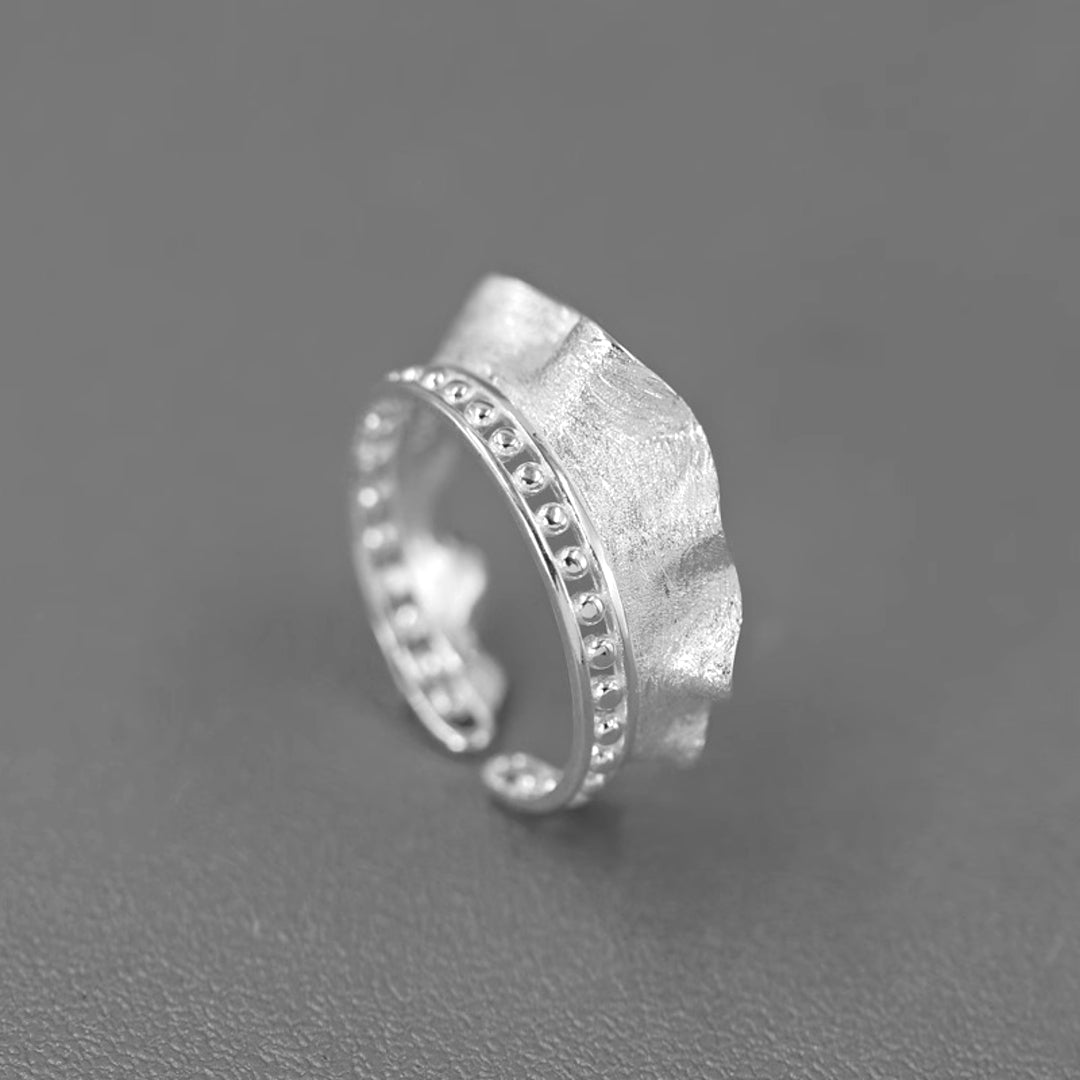 Ruffled-Ring-By-Yonandole_2