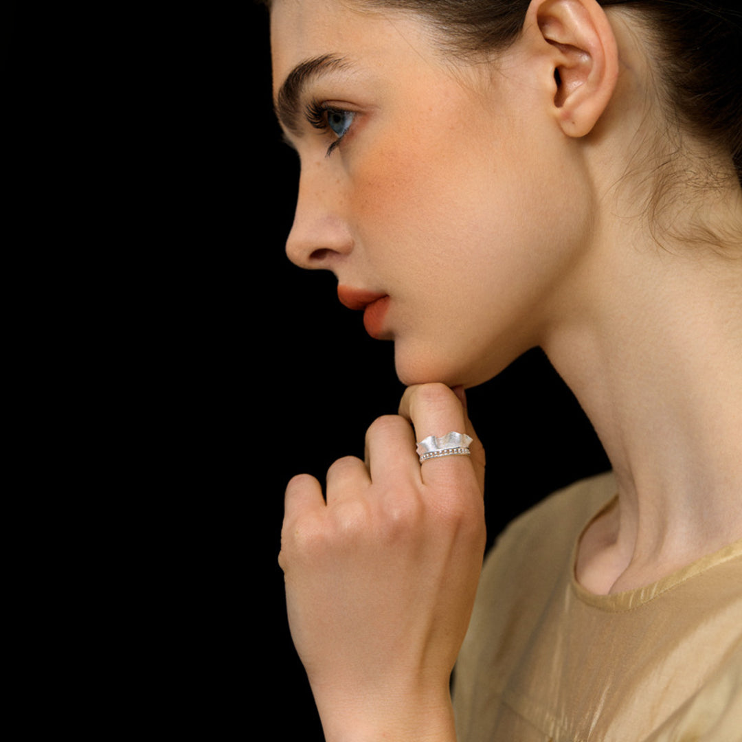 Ruffled-Ring-By-Yonandole_4