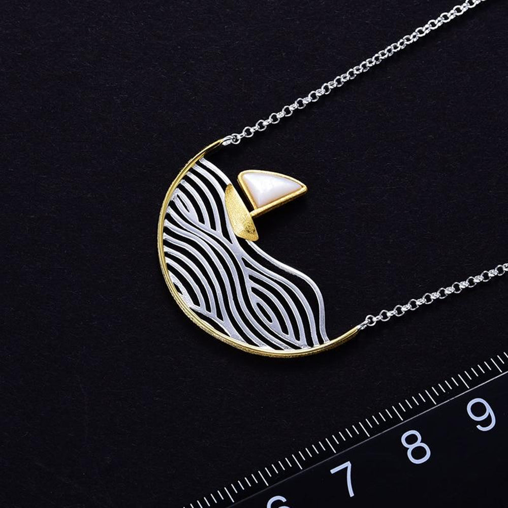 
                      
                        Sailing-Boat-Pendant-Necklace-By-Yonandole_3
                      
                    