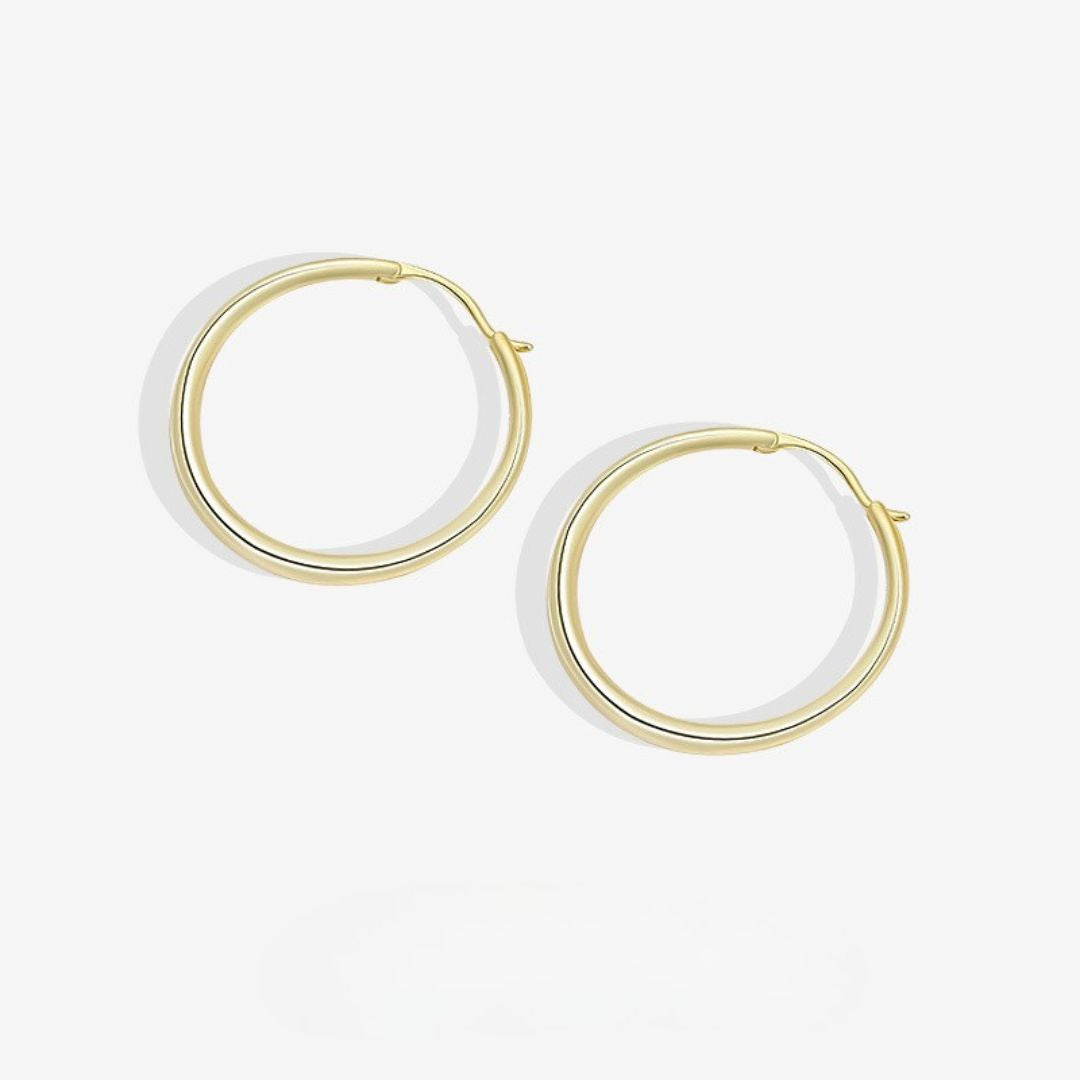 Simple-Classic-Hoops-By-Yonandole_1