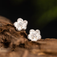 Small-Flower-Earrings-With-Pearl-By-Yonandole_1