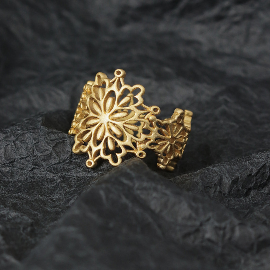 Snow-Flake-Ring-By-Yonandole_5