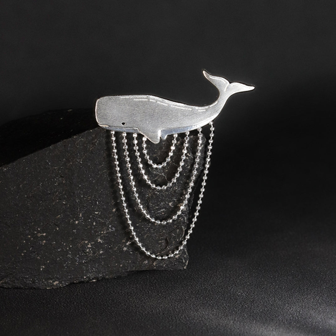 Sperm-Whale-Brooch-By-Yonandole_1